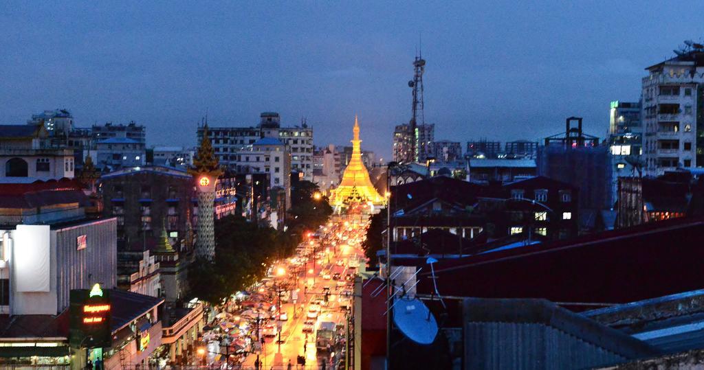 Hotel Grand United - Chinatown Yangon Esterno foto