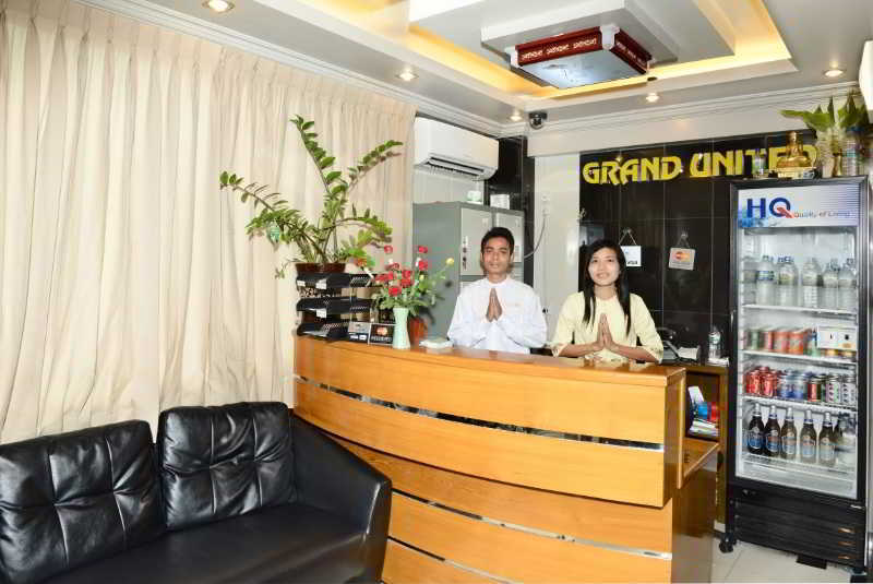 Hotel Grand United - Chinatown Yangon Esterno foto